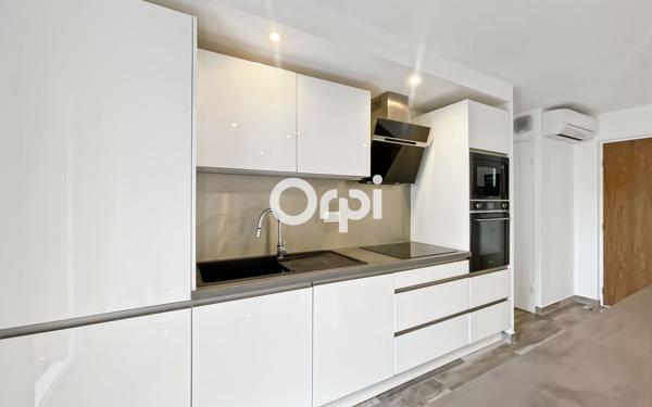 Appartement à vendre    2 pièces • 47,41 m2 Marseille 8