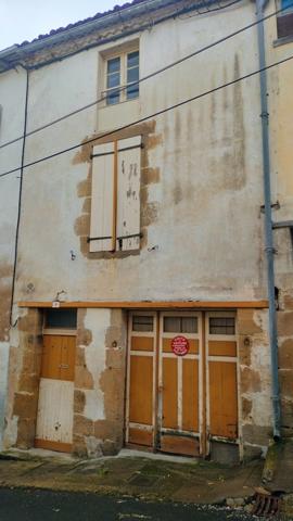 Maison à vendre |  Nontron |  4 pièces | 100 m²