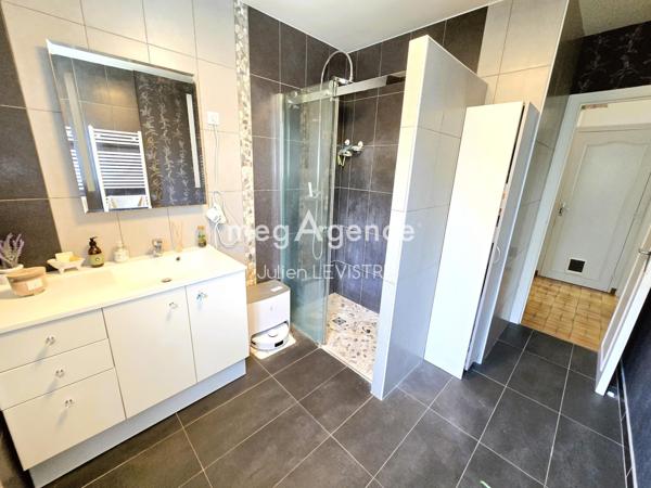 Maison à Auneau-Bleury-Saint-Symphorien, 28700 - 5 pièces 142m²