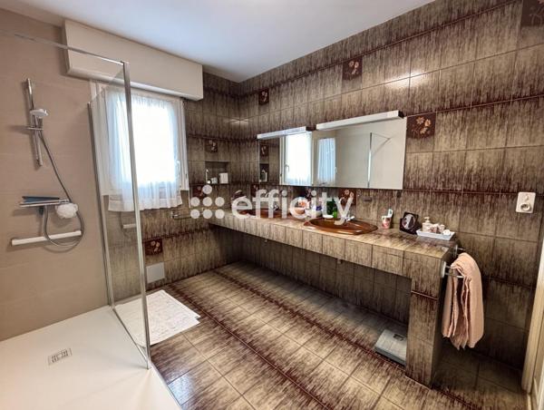 Maison 6 pièces - 183 m²