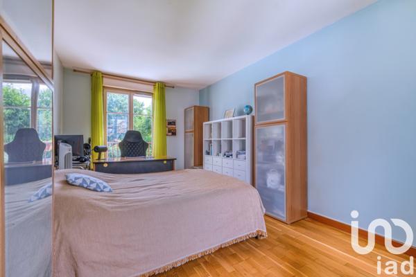 Maison à vendre 6 pièces 132 m² Serris