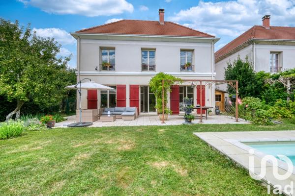 Maison à vendre 6 pièces 132 m² Serris