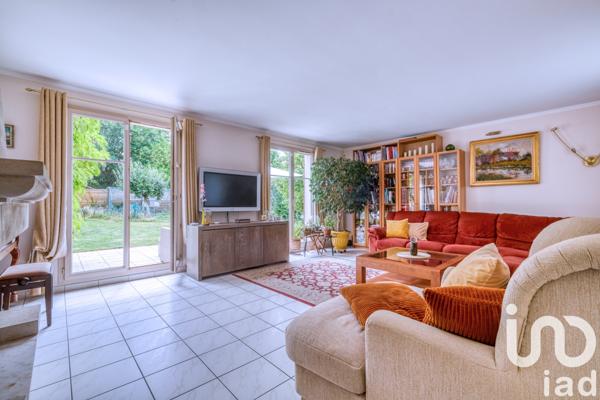 Maison à vendre 6 pièces 132 m² Serris