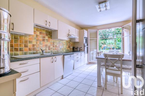 Maison à vendre 6 pièces 132 m² Serris