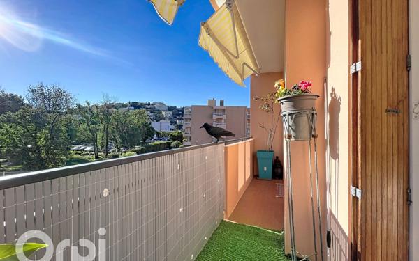 Appartement à vendre    3 pièces • 66 m2 Saint-Raphaël