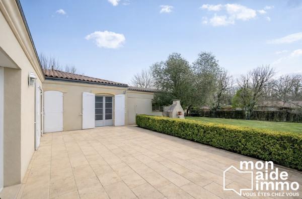 Maison de 180m² avec ses garages le tout sur une parcelle de 1600m²