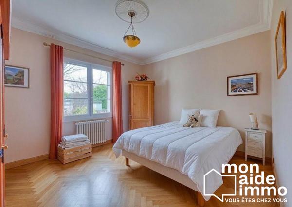 Maison de 180m² avec ses garages le tout sur une parcelle de 1600m²