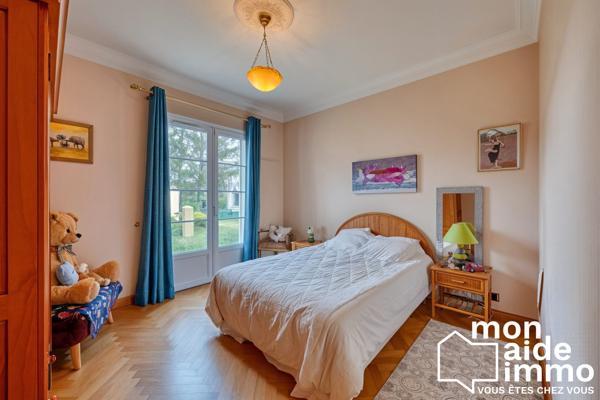 Maison de 180m² avec ses garages le tout sur une parcelle de 1600m²