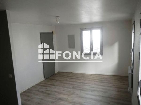 Location Studio 23.21 m² - 41 RUE DE MERVILLE Lorient 56100