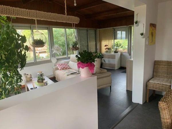 Vente                                                      Chalet
                        
                     4 pièces                      100 m2                     à Bormes-les-Mimosas
