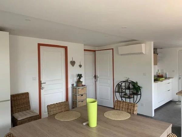 Vente                                                      Chalet
                        
                     4 pièces                      100 m2                     à Bormes-les-Mimosas