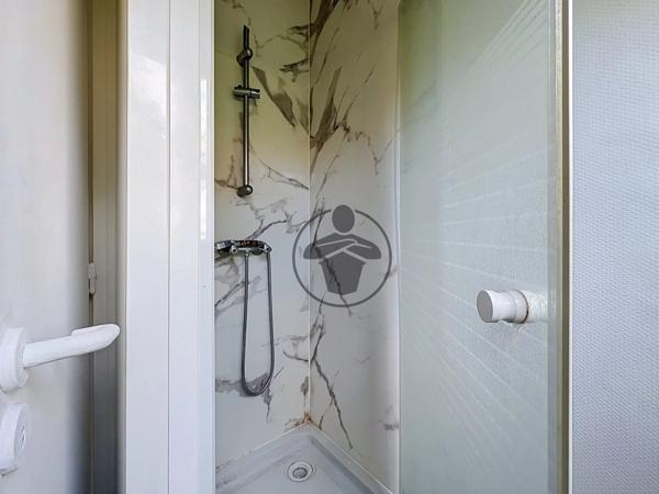 Location                                                      Appartement
                        
                     3 pièces                      58 m2                     à Saint-Quentin