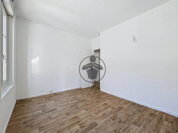 Location                                                      Appartement
                        
                     3 pièces                      58 m2                     à Saint-Quentin