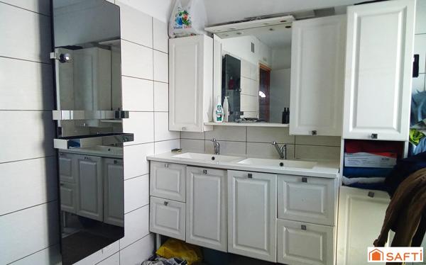 pavillon ECO, s/s sol, 2 chambres terrain rivière