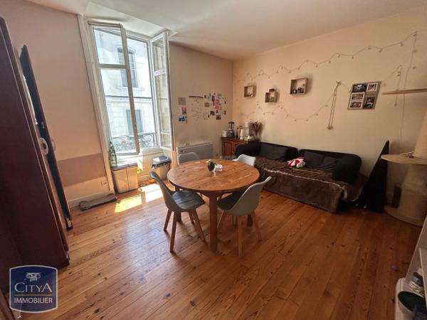 Appartement à louer 2 pièces 34m² Pau (64000)