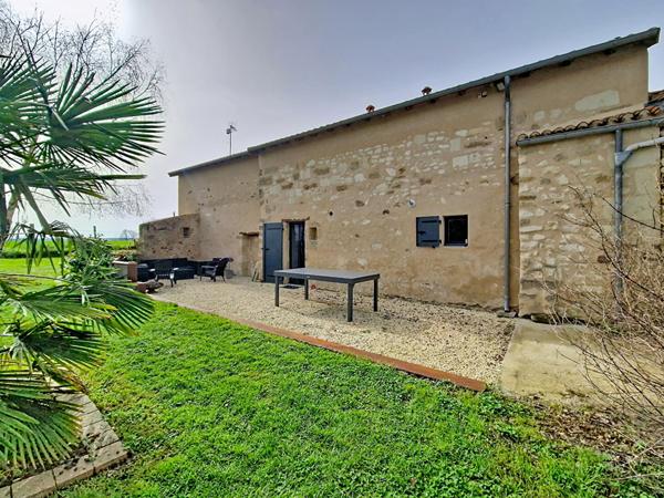 Maison Doue En Anjou 4 pièce(s) 128 m2