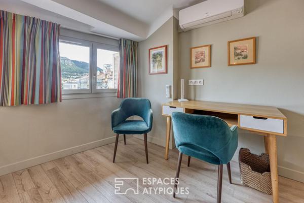 Appartement dernier étage quartier des Halles