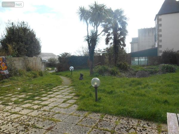 Immeuble à vendre à Saint-Pol-de-Léon dans le Finistère (29250), ref : 29085-633