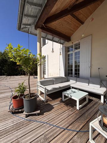 Maison 7 pièces - 218 m²