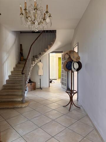 Maison 7 pièces - 218 m²