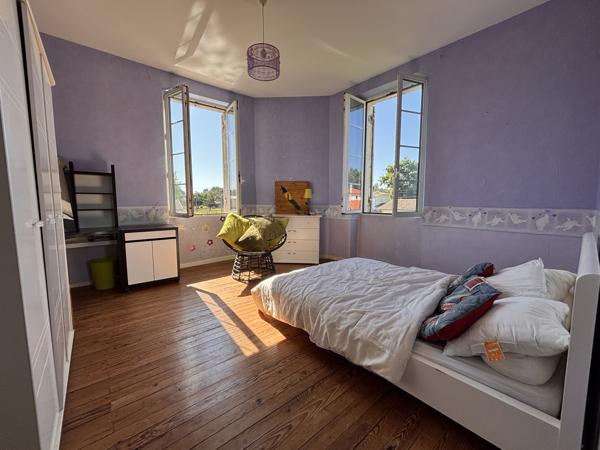 Maison 7 pièces - 218 m²