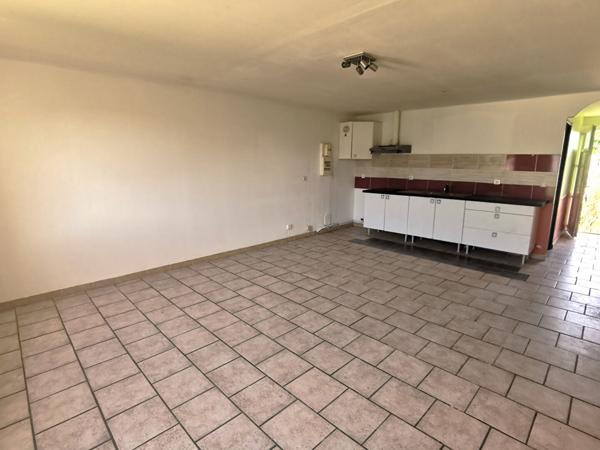 VAUX SUR MER / proche commerces Vaux sur mer