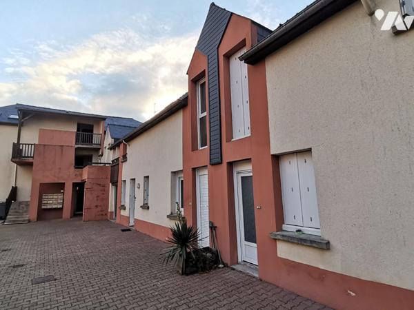 BEDEE - Centre-ville, appartement type studio de 22 m² avec cour