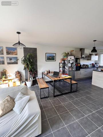 Maison à vendre à La Chapelle-des-Fougeretz en Ille-et-Vilaine (35520), ref : 028-1352