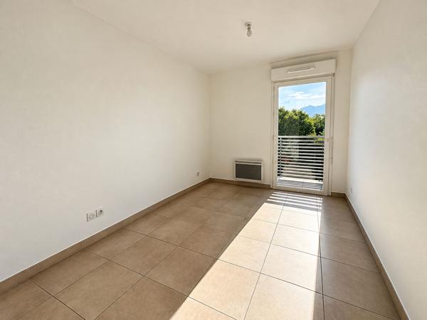 Appartement T3 de 56m² - Terrasse, parking , piscine - Marseille 13010 Box en supplément