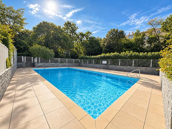 Appartement T3 de 56m² - Terrasse, parking , piscine - Marseille 13010 Box en supplément