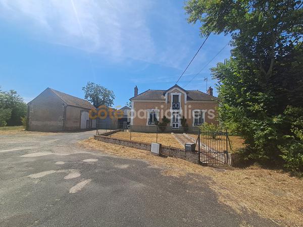 Vente
                Maison110 m² - 5 Pièces -
                    VILLEMANDEUR (45700)