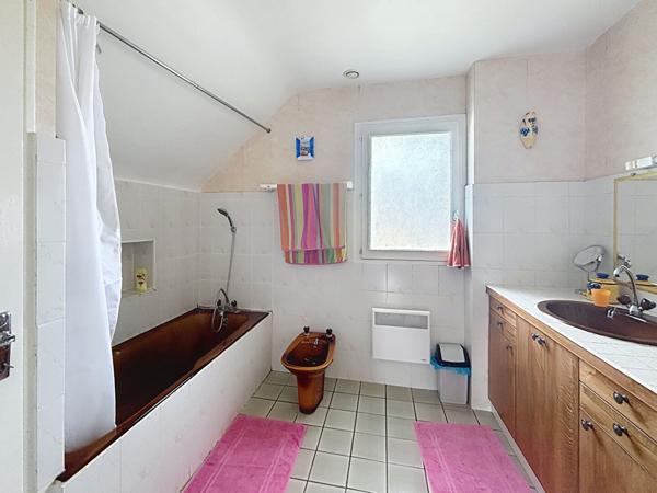 Grande maison proche du bourg de Plerin