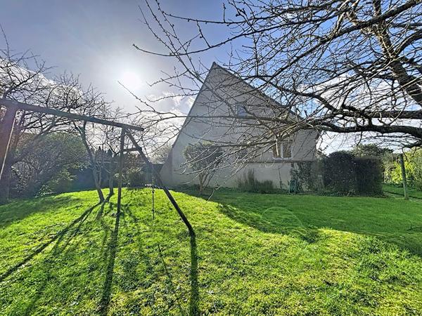 Grande maison proche du bourg de Plerin