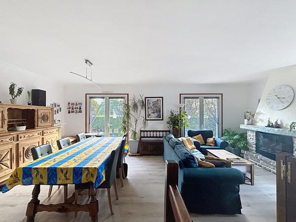 Grande maison proche du bourg de Plerin