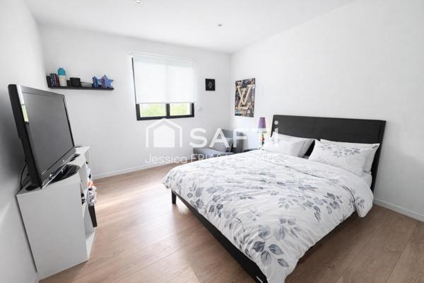 Maison familiale moderne avec piscine