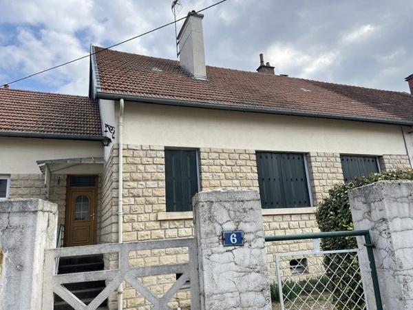 Immeuble en monopropriété de 8 chambres