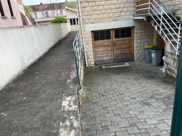 Immeuble en monopropriété de 8 chambres