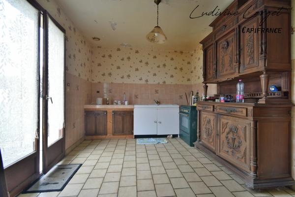 NEUILLY SAINT FRONT (Aisne) MAISON DE PLAIN-PIED A VENDRE – 66 M²  – 1 CHAMBRE – SOUS-SOL TOTAL – GRAND BALCON – TERRAIN DE 1 040 M²