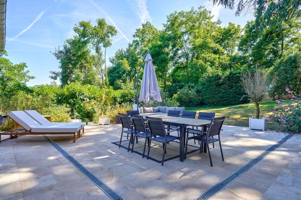 Louveciennes Maison 8 pièces 281 m² avec jardin 1 575 000 € ** - Référence 27042