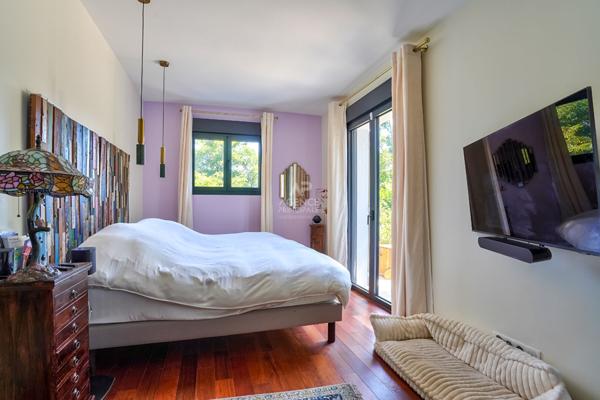 Louveciennes Maison 8 pièces 281 m² avec jardin 1 575 000 € ** - Référence 27042