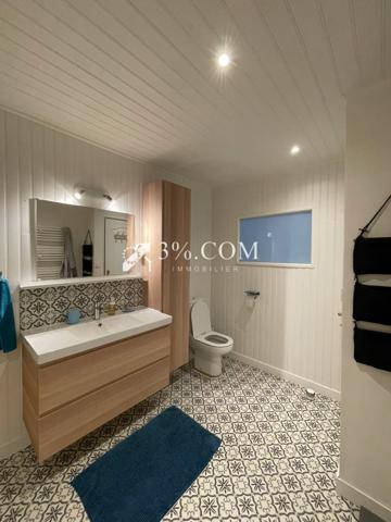 Maison 8 pièce(s) 5 chambre(s) 140 m²