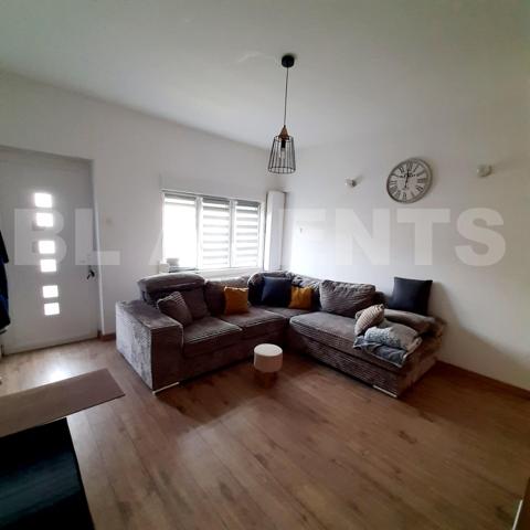 Maison de ville rénovée à Wingles, 3 chambres, jardin, dépendance et cave