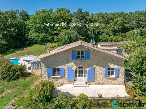 BERGERAC EST, grande maison en pierres sans aucun vis à vis, vue dégagée panoramique sur la campagne, 5 chambres, beaux volumes, piscine, triple garage, atelier, 7000 m2