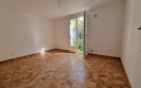 Appartement à vendre    2 pièces • 34,65 m2 Ivry-sur-Seine
