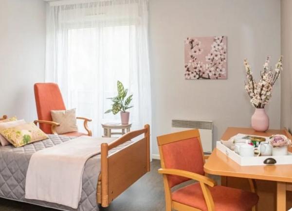 INVESTISSEMENT LOCATIF – MONTGERON – Résidence EHPAD Korian Le Flore - 7,26% de rentabilité