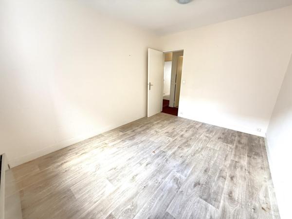 Appartement F3 à vendre  3 pièces - 73 m2 PARIS - 75020