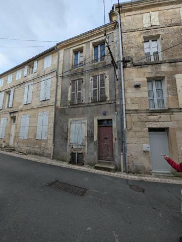 Immeuble à Saint Maixent L Ecole, Saint maixent l ecole 79400