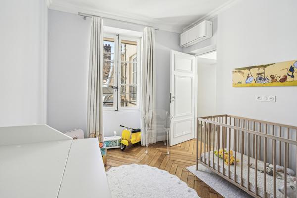 Appartement étage élevé cours Franklin Roosevelt