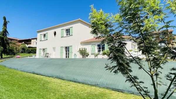 "Votre havre de paix éco-conçu entre Lyon et Saint-Étienne"