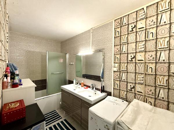 Aulnay-sous-Bois (93600) 3 Pièces avec balcon, parking, cave proche RER B, futur métro 16